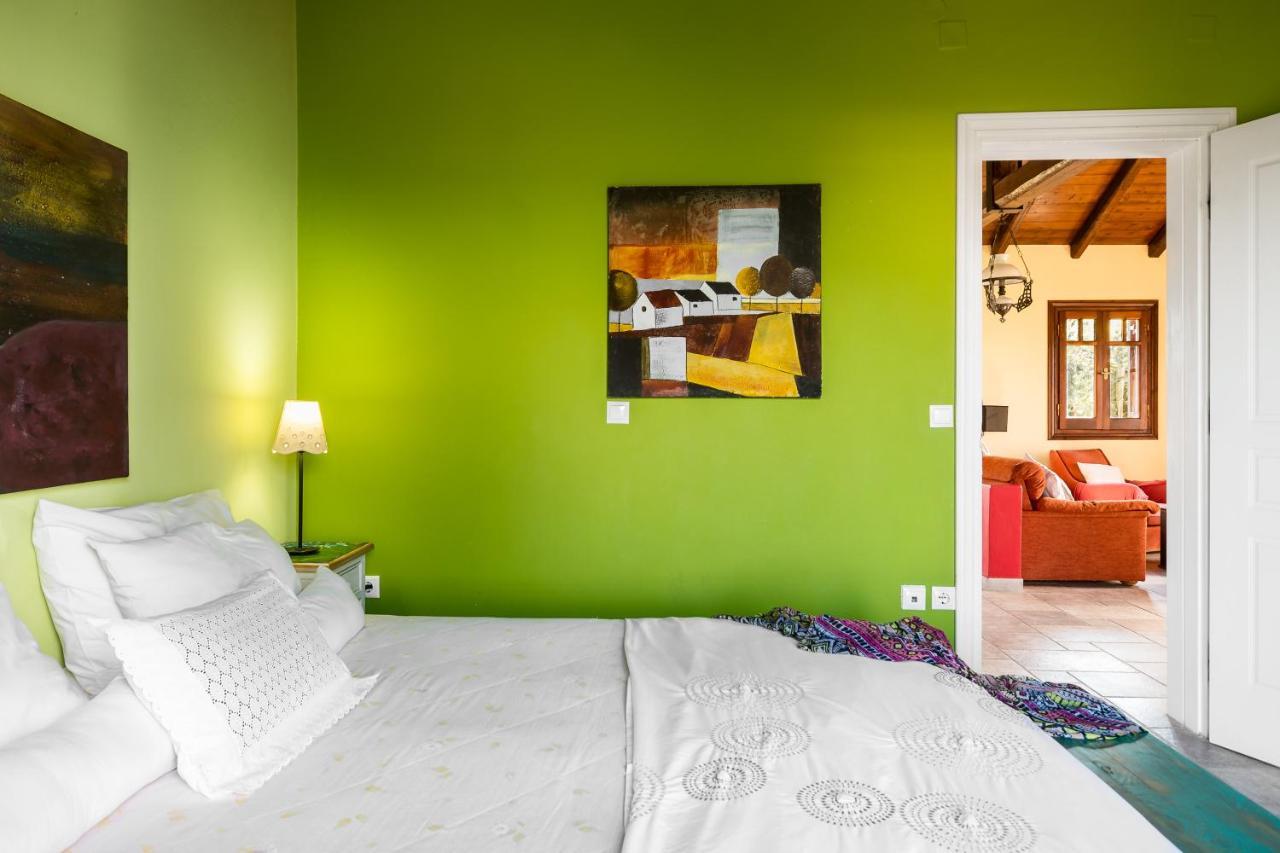 Beachfront Villa Meliti Ágios Matthaíos Buitenkant foto